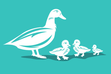 Entenfamilie als Silhouette