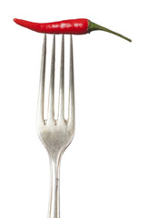 frische Chili auf eine alte Silber Gabel