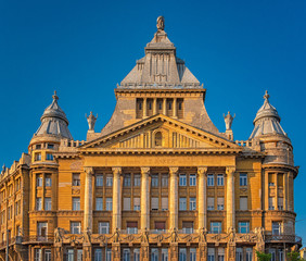 Fototapeta na wymiar Famous Anker Palace in Budapest