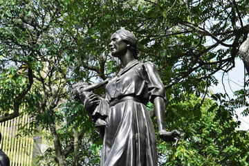 Fototapeta premium Sculpture mother