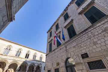 Obraz premium Arches and old stone architecture in the old city of Dubrovnik, Croatia.