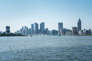 Naklejka premium shanghai huangpu river landscape