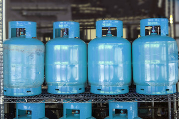 Natural compressed gas in bottles, distribution