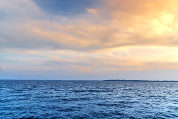Obraz premium fantastic relaxing seascape beautiful colourful sky have stone coast