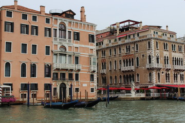 Fototapeta na wymiar Morgens in Venedig