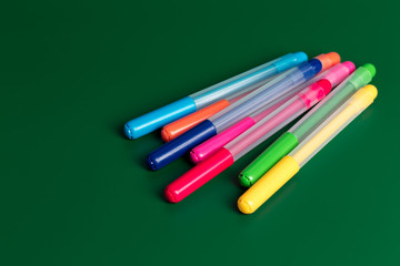 Set of felt-tip pens of different colors