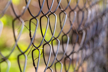 Fence netting, concept of limit for a fence to be locked.