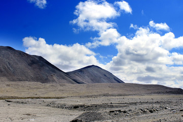 Scenic Himalayan mountain view in North Sikkim, India. On the way to Gurudongmar lake. Himalayan mountain view in North Sikkim, India.