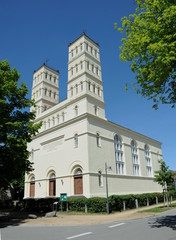 Kirchenbau in Straupitz, Brandenburg