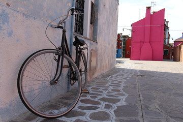 bicycle near wall