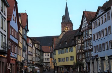 Blickwinkel am romantischen Marktplatz in Wertheim