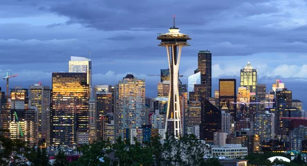 Fototapete Rund Seattle downtown skyline buildings evening © blvdone