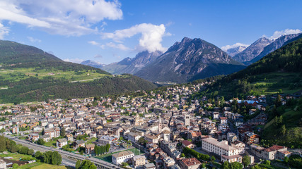 Fototapeta na wymiar City of Bormio, mountain landscape, Touristics destination in Valtellina