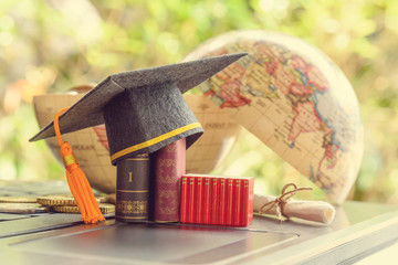 Key success in graduate study abroad program and open or expand world view experience concept :...