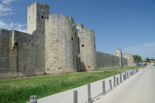cit&eacute; m&eacute;di&eacute;val aigues mortes