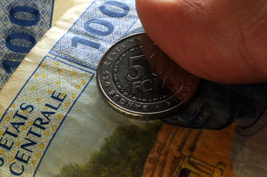Silvana Comugnero Franc CFA Franco CFAフラン פרנק CFA CFA-Franc-Zone 프랑 money 非洲法郎 Africa Frank currency Franak