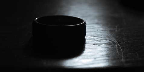 Lonely ring 