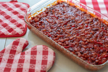 Barbeque baked beans for a picnic