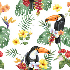 Hand drawn toucan bird with tropical flowers pattern © Rawpixel.com