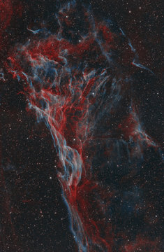 Pickerings triangle in the Veil nebula