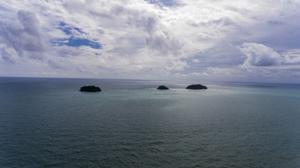 Fototapeta na wymiar Stunning islands off the coast of Koh Chang, Thailand.