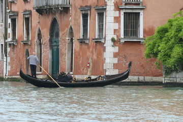 Fototapeta na wymiar gondola on the grand canal of Venice