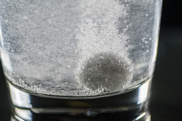 dissolving effervescent tablet