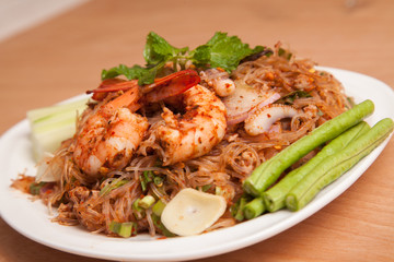 Spicy vermicelli shrimp - Thai food