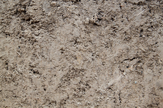 close up view of cut of ground