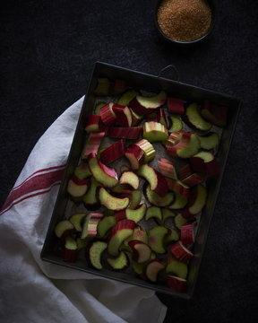 Rhubarbe en d&eacute;coupe