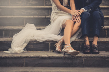 Fototapeta na wymiar wedding shoes and couple