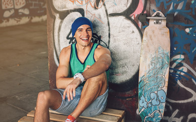 Man Skateboarder Lifestyle Relax. Hipster Concept © Мария Кокулина