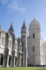 Fototapeta na wymiar Monasterio de los Jeronimos en Lisboa - Mosteiro dos Jeronimos Lisbon