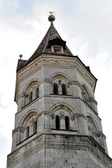 St. Johanniskirche, Johanneskirche, mit Glockenturm Johannisturm, Spätromanik, erbaut zwischen 1210 und 1230,  Schwäbisch Gmünd, Baden-Württemberg, Deutschland, Europa