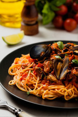 Spaghetti with mussels.