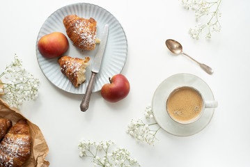 Frühstück / frühstücken