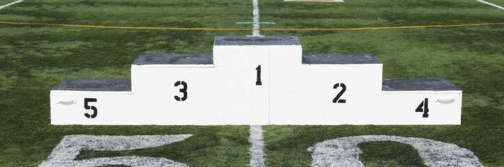 Five person medal stand