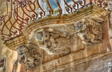 Particolare di un balcone barocco