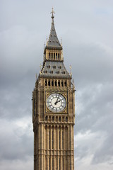 Fototapeta na wymiar a beautiful photo of the clock of London's Big Ben Tower bell Tower