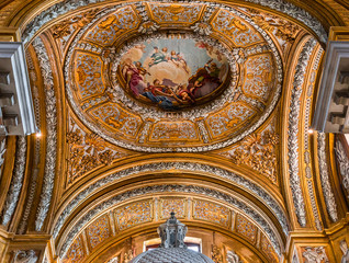 interiors of chiesa I Gesuiti, Venice, Italy