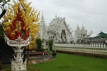 Templo Wat Rhongkun en Tailandia