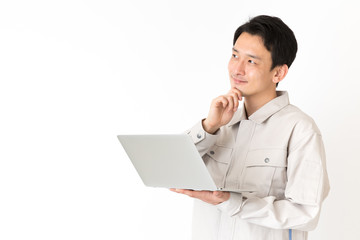作業服を着た男性　白バックイメージ