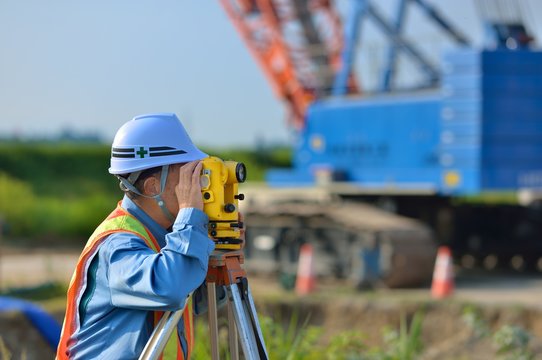 建設工事・監督・測量 