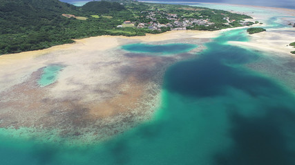 Obraz premium 石垣島 川平湾 ドローン空撮1