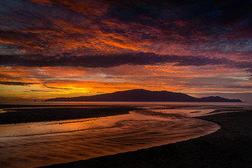 Fototapeta na wymiar Sunset, Kapiti Island, Waikanae, New Zealand