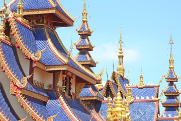 Obraz premium Beautiful Blue roof at Phiphatmongkolwanaram temple in Sukhothai province,Thailand
