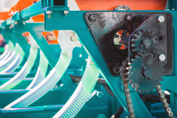 Bunkers and syringe hoses for non-soil tillage