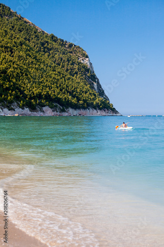 Spiaggia San Michele Sassineri Conero Marche Italia