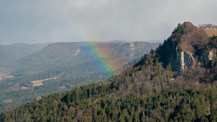 Regenbogen am Albtrauf