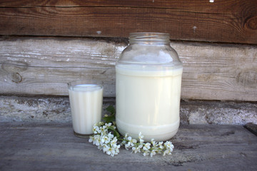 milk in a jar and in a glass